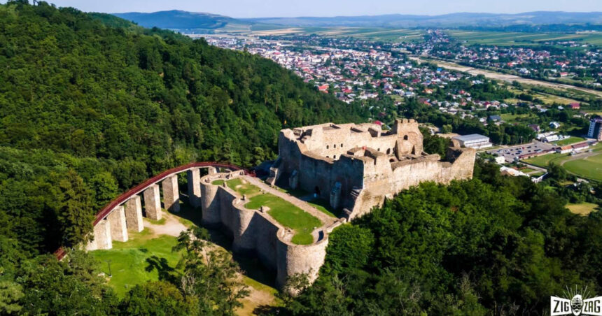 cetatea din romania in care in urma cu 400 de ani se falsificau monede poloneze si suedeze 697fc701ccba4