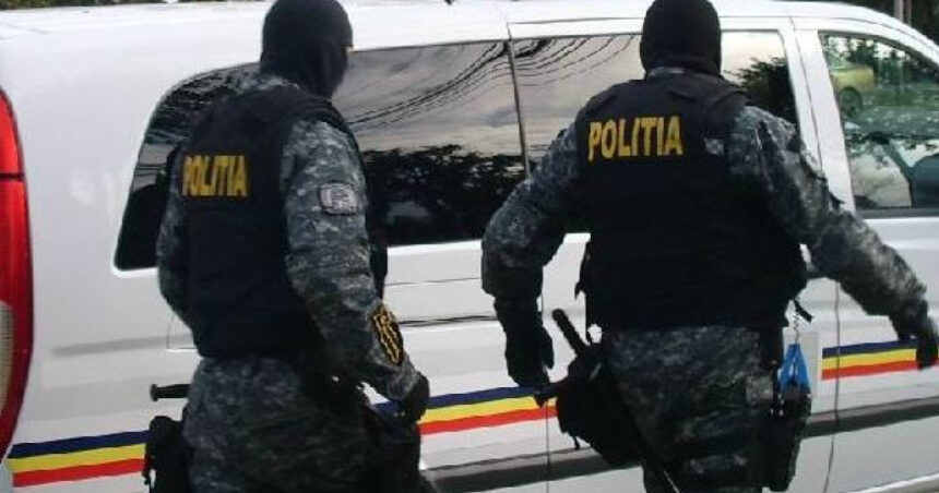 cinci camatari din dambovita acuzati ca imprumutau ilegal bani au fost retinuti victimele lor erau amenintate si santajate 699711a58807b