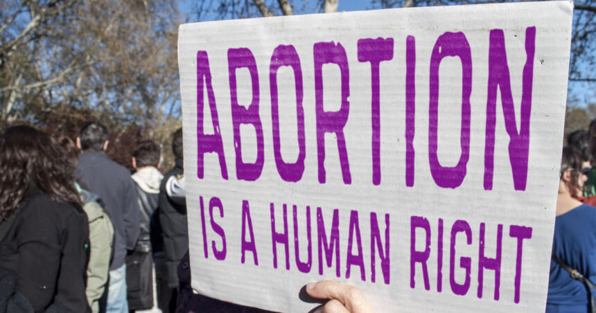 comisia europeana sprijina dreptul la avort sigur fondurile ue pot fi folosite pentru acces garantat 69a1c3e9cc3d3