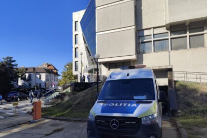constanta inchisoare cu executare pentru 4 batoane de salam aplicarea unei pedepse cu amenda nu este oportuna spun judecatorii 698cdf3d6b2bb