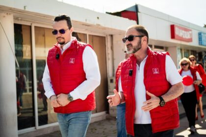constantinescu saluta candidatura lui martin pentru sefia psd constanta avantajul lui este ca a lucrat din tinerete cu gunoaiele inclusiv reciclabilele 699e2237b8fe8