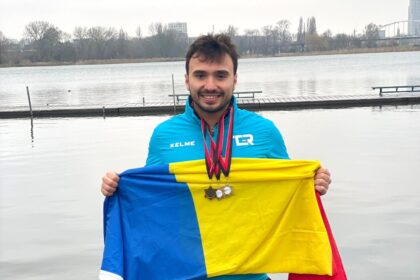 cristian tranulea da asaltul final pentru castigarea cupei mondiale la inot in ape inghetate 69974ce8ce99d