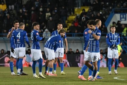 criza dubla la farul alb albastrii sufera si sportiv si financiar din cauza lipsei de rezultate 699cb634c612c