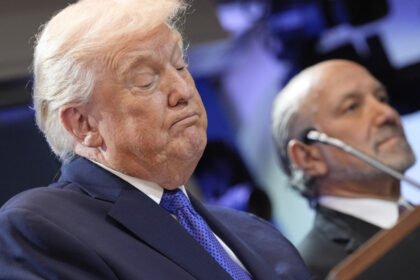 cu tarifele vamale ale lui trump in aer ceata economica mondiala redevine tot mai densa reuters 699d952d098f8