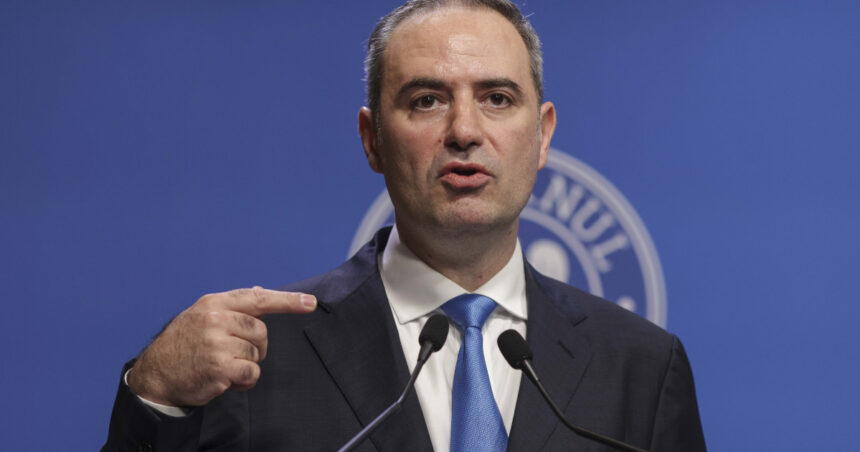 cum explica nazare datoria publica de peste 60 din pib a romaniei nu e nicio criza statul a cheltuit mai mult decat a incasat 699549aaf0972