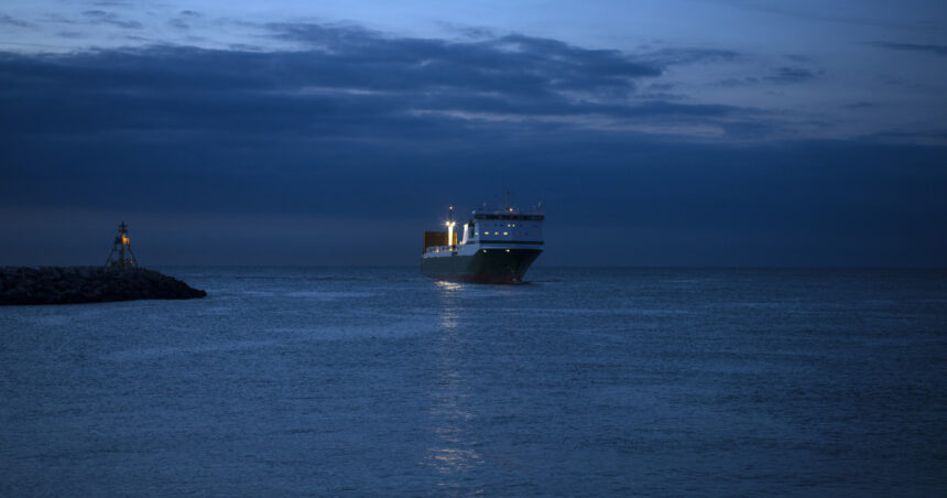 danemarca a imobilizat un portcontainer venit din rusia nava nu figureaza in niciun registru naval si are legaturi cu o flota iraniana 699749bf08b45