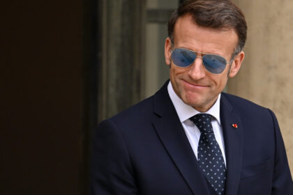 emmanuel macron conduce topul politicienilor straini in cehia ce loc ocupa putin si trump care au procentaje apropiate 69960651ec158