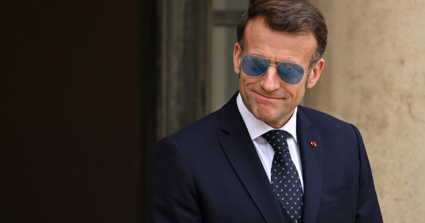 emmanuel macron conduce topul politicienilor straini in cehia ce loc ocupa putin si trump care au procentaje apropiate 69960651ec158