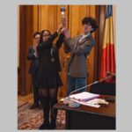 foto elevii de la colegiul national mircea cel batran din constanta calificati in finala dezbaterilor cambridge union schools romania vor vorbi de la acelasi pupitru la care s a aflat bill gates 699da3c96a644