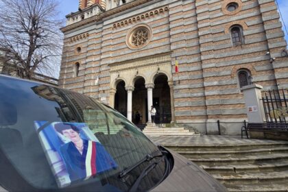 foto rodica craciun fosta sefa a serviciului stare civila din primaria constanta este inmormantata astazi catedrala arhiepiscopala s a umplut de cei veniti sa si ia ramas bun 6985d3ab1d426