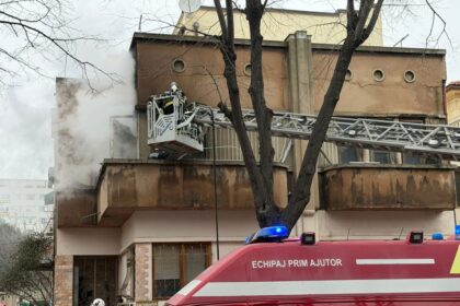 galerie fotovideo incendiu la o casa de pe bulevardul ferdinand din constanta un barbat de 71 de ani a ajuns la spital 69838940da0a5