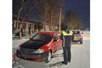 ghinion la ceas de seara tanar prins in trafic fara permis auto la volanul unui autoturism care nu avea nici itp sau rca valabile 699a001cebf05