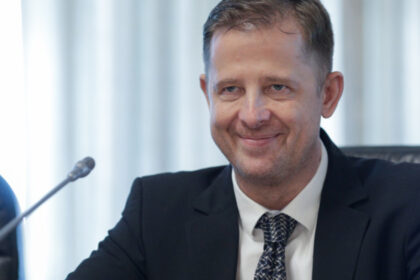 hubert thuma despre referendumul pentru unirea ilfovului cu bucurestiul un individ caruia i au spus sa mearga acasa 699ec2444aae9