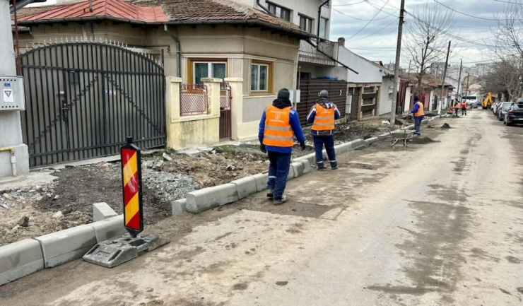 in ce zone din constanta se reabiliteaza trotuarele si infrastructura pietonala 699f1c0ab90e9
