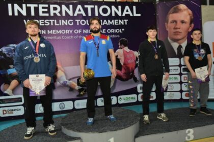 luptatorul de la csm constanta marian sandu pe podium la turneul de la chisinau 6995df6518f3d