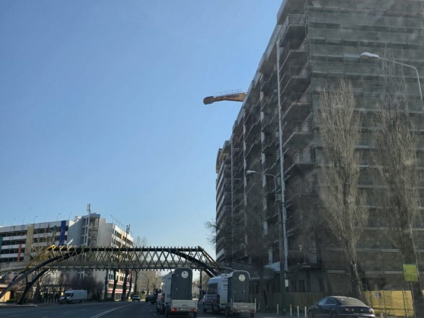 mamaia betonata inca o autorizatie pentru un nou bloc de locuinte colective 698e4d59e0d76
