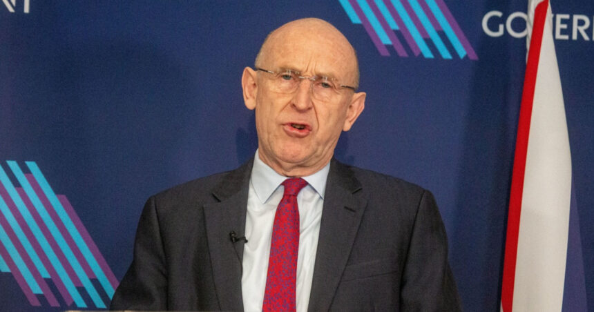 marea britanie aloca 150 de milioane de lire pentru arme americane destinate ucrainei londra cere consolidarea apararii antiaeriene 698d8d514d8d2