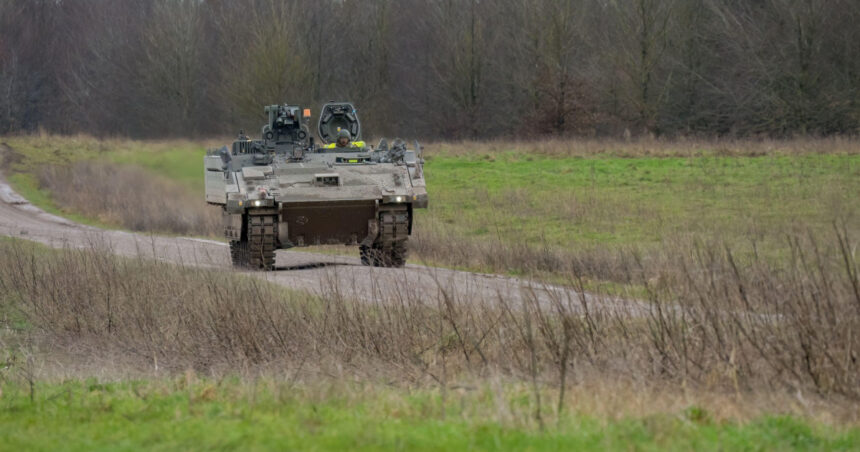 marea britanie va petrece aproape 20 de ani pentru a aduce proiectul vehiculul blindat ajax la final daca intre timp nu va fi anulat 699d46cba47b1