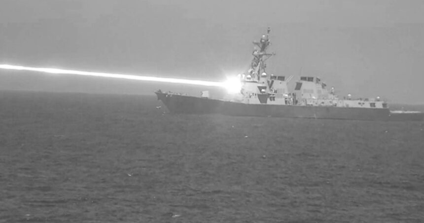o arma laser experimentala a marinei sua a doborat patru drone in cadrul testului helios 6986031942a7c