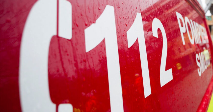 o femeie de 31 de ani a murit dupa ce a cazut de la atajul 10 al unui bloc din sectorul 5 699757f364eb1