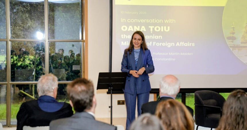 oana toiu discutam ca limba romana sa devina materie de examen in scolile britanice 698b8f6b94540