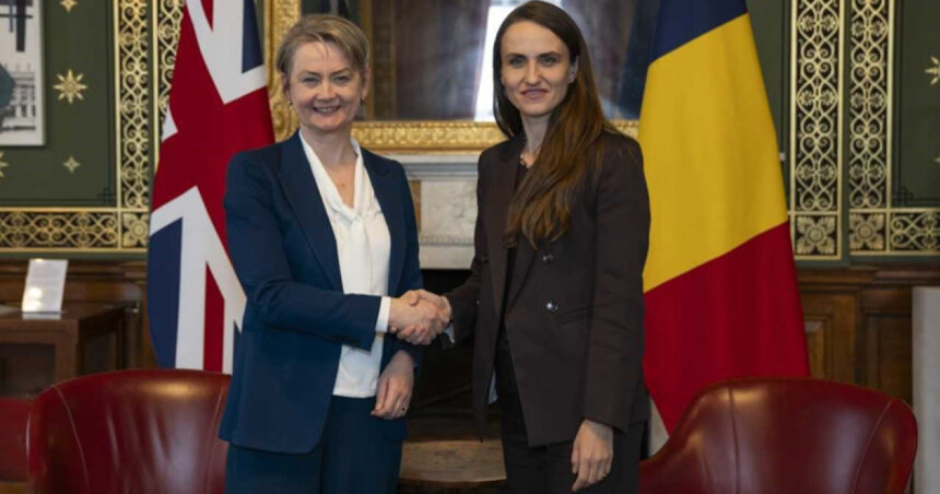 oana toiu s a intalnit cu ministra britanica de externe impartasim viziunea unei europe mai competitive 698a36eb4edc9