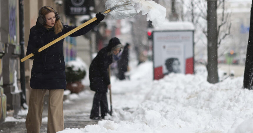 primaria capitalei cere sectoarelor sa deszapezeasca zona centrala si centrul vechi sunt cartile de vizita ale bucurestiului 699af493d95ff