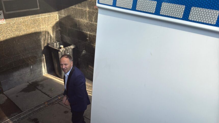 profesorul de religie de la energetic acuzat de pornografie infantila adus la curtea de apel constanta 698b01ae7ac13