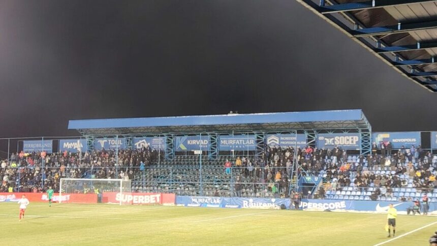 soc ruptura intre conducerea de la farul constanta si peluza marina 6983ccd7d04c4