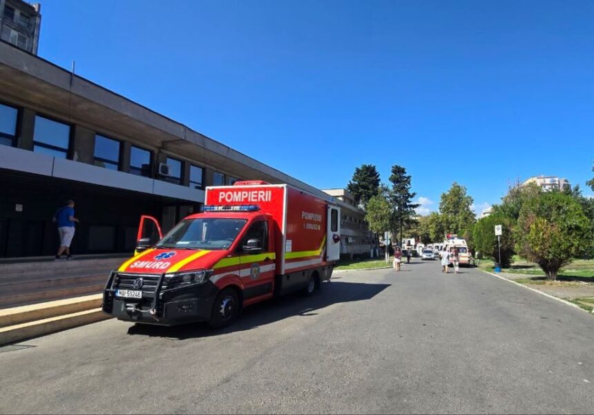 un tanar de 18 ani a fost lovit de un autoturism pe trecerea de pietoni de la campus de pe bulevardul aurel vlaicu 699ee04151844