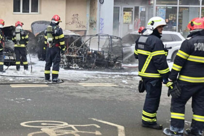 video cum s a intamplat cumplita tragedie din bucuresti de ce a murit femeia in masina electrica arsa ca o torta iar sotul ei a scapat 698f52b15c39c