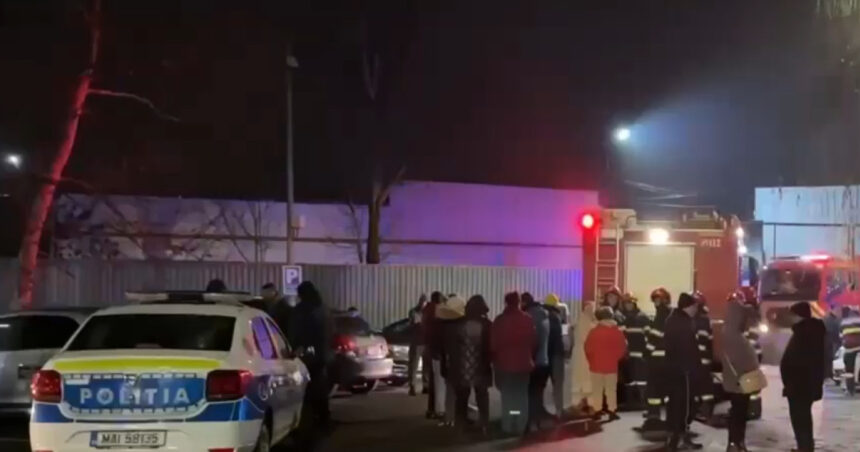 video explozie intr un bloc din chitila doi raniti si 40 de locatari evacuati in toiul noptii 6986e79cca438