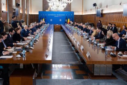 video intalnire intre ilie bolojan sindicate si patronate mediul de afaceri avertizeaza masurile de relansare nu ajung la multe imm uri 6985f183c0cea