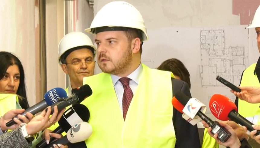 video ministrul sanatatii mesaj catre cadrele medicale care anunta proteste ar trebui sa aprecieze eforturile guvernului de a fi exceptati de la taierea de 10 69986beedcf8f