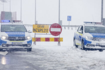video ninge viscolit in 16 judete si in bucuresti copaci cazuti masini avariate ce drumuri sunt inchise circulatiei 6999520f4d2db