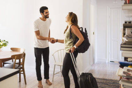 video o primarie le a pus gand rau proprietarilor care isi inchiriaza apartamentele in regim hotelier fara sa le declare la impozite 699bf8994f445