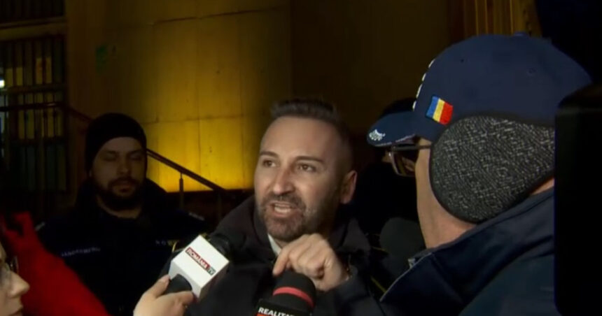 video politistii care au protestat in piata victoriei au incercat sa intre in guvern sa mergem sa vorbim cu domnul bolojan 699def4e5d01a