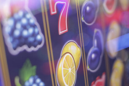 video primul primar care anunta ca va scoate pacanelele din oras cat costa viata celui pe care l am vazut mort 699ed893d3520