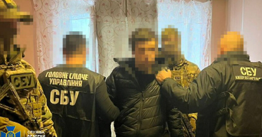 video spion al lui putin angajat la o banca din kiev indica tinte pentru bombardamente si furniza rusiei informatii sensibile 6989bf5811f79