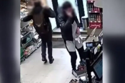 video un irlandez de 22 de ani injunghiat de un prieten de aceeasi nationalitate intr un apartament inchiriat in bucuresti 6980ceac4e1d0