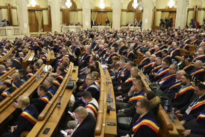 videofoto reportaj bolojan rade de noi cum a aratat intalnirea dintre premier si primarii revoltati pe taxe si taieri huiduieli si ironii 698b583adaf21