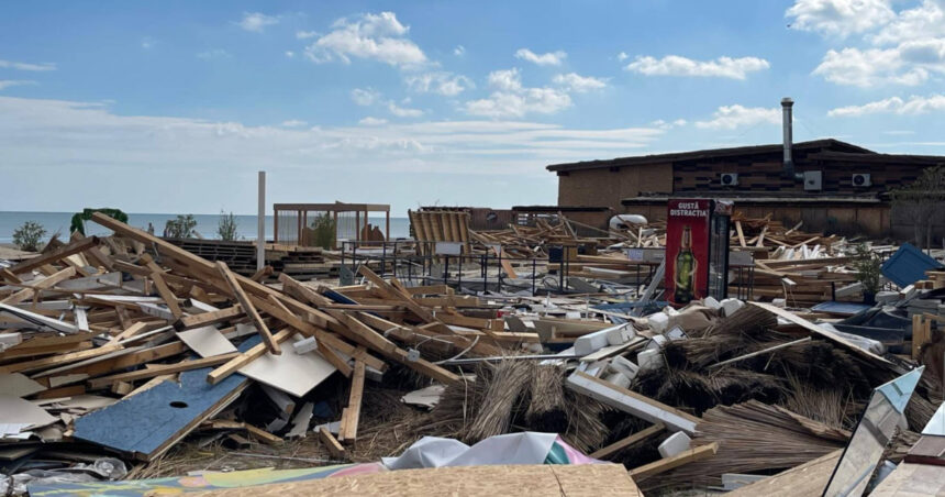 86 din cele 105 constructii ilegale depistate pe plaje vara trecuta au fost demolate de operatorii economici abadl cere despagubiri 69a5b434dd142