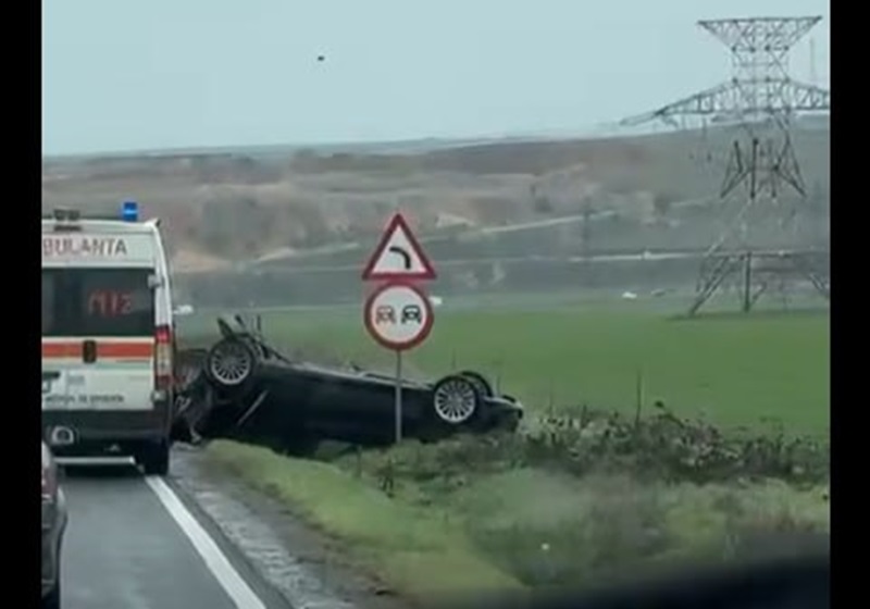 accident aproape de piatra un bmw s a rasturnat 69ca53adc529c