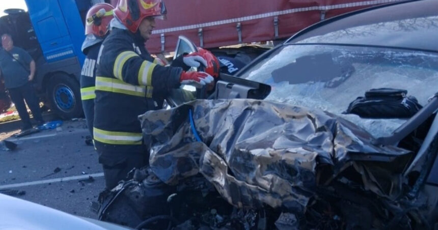 accident grav pe dn1 in bihor un tir si trei autoturisme implicate o femeie resuscitata la fata locului traficul este blocat 69a703547fbab