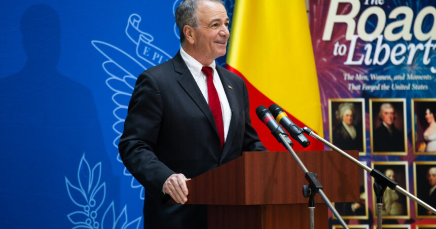 ambasadorul sua la bucuresti romania este binevenita sa aplice din nou pentru programul visa waiver 69cb87478c9db