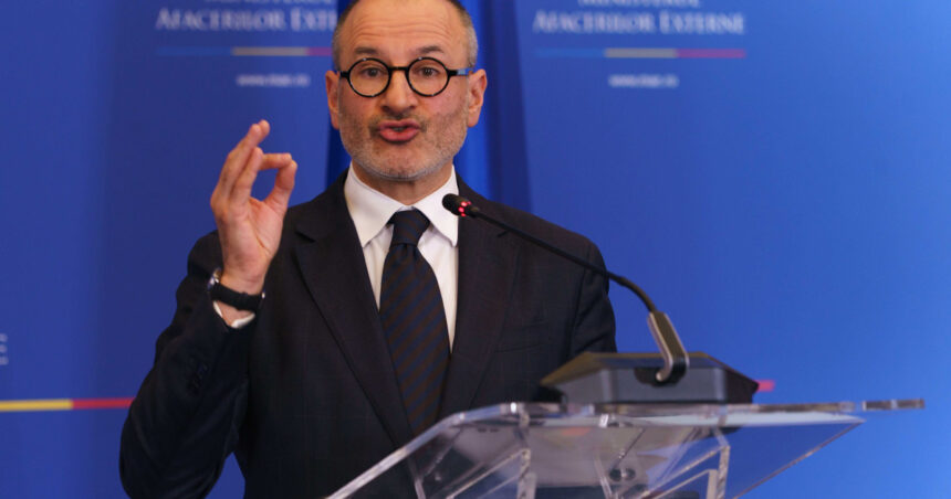 andrei tarnea spune ca numele fiicei lui victor ponta nu putea fi scos de pe lista pentru repatriere se incadreaza in codul penal 69ac5e76f4188