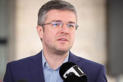 angajatii de la liberty galati si damen mangalia isi vor primi salariile restante de la fondul de garantare potrivit lui irineu darau 69c6474e096b0
