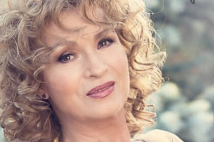 angelea similea revine asupra declaratiei initiale in scandalul distrigaz ultima postare pe acest subiect comunicatul companiei 69c245b33e86e