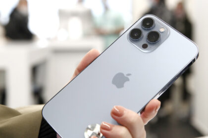 apple testeaza printarea 3d pentru carcasele de iphone tehnologia ar putea reduce costurile de productie 69ae82ab76fbd