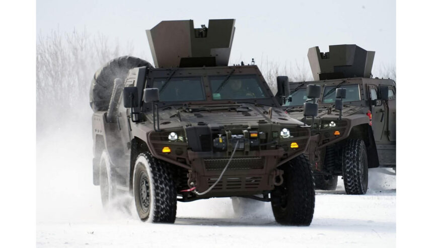 atentie coloane militare pe drumurile din romania autovehicule tactice blindate otokar cobra ii parte componenta a acestora 69a9b5fc31c37